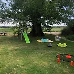 Les Vieux Chenes Holiday home Oyre