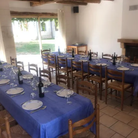 Les Vieux Chênes Oyre