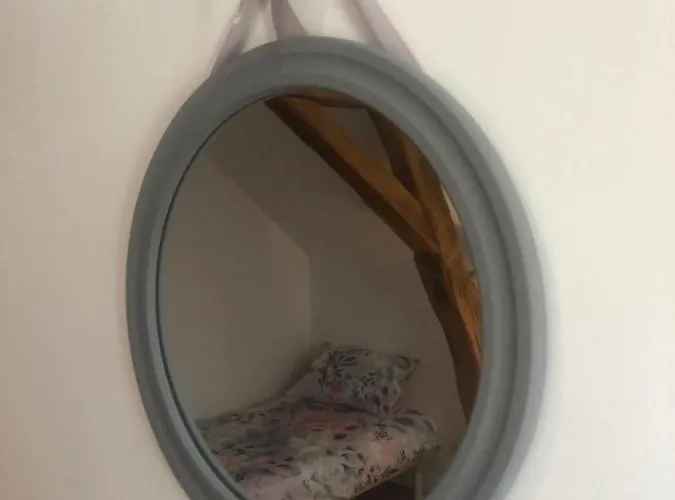 Les Vieux Chenes Oyre